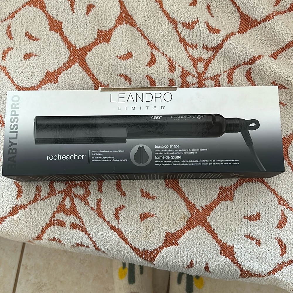 Babyliss pro Leandro Limited rootreacher flat iron brand new in box never used